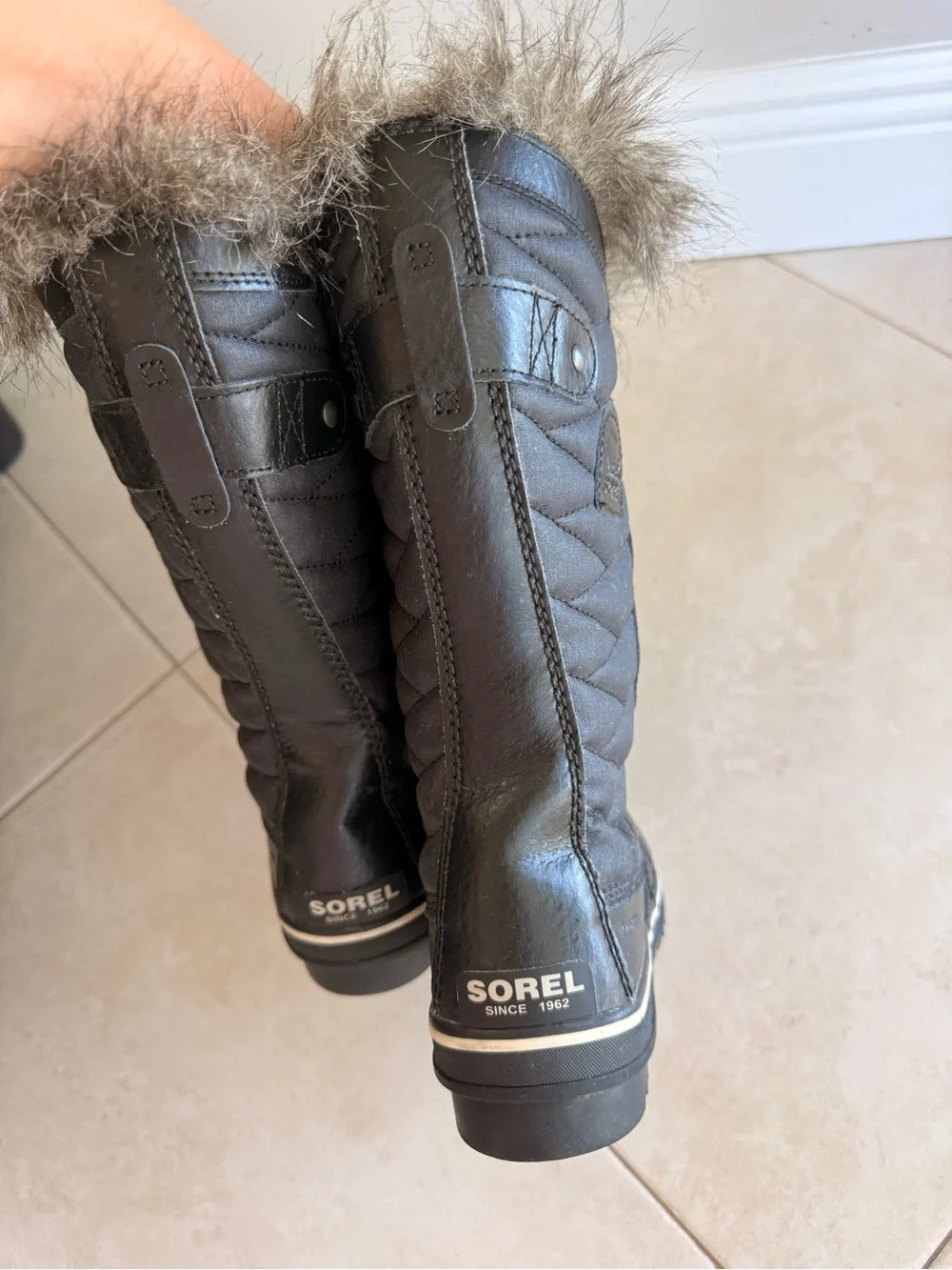 Sorel Women's Black Lace-Up Winter Boot with Faux Fur Cuff